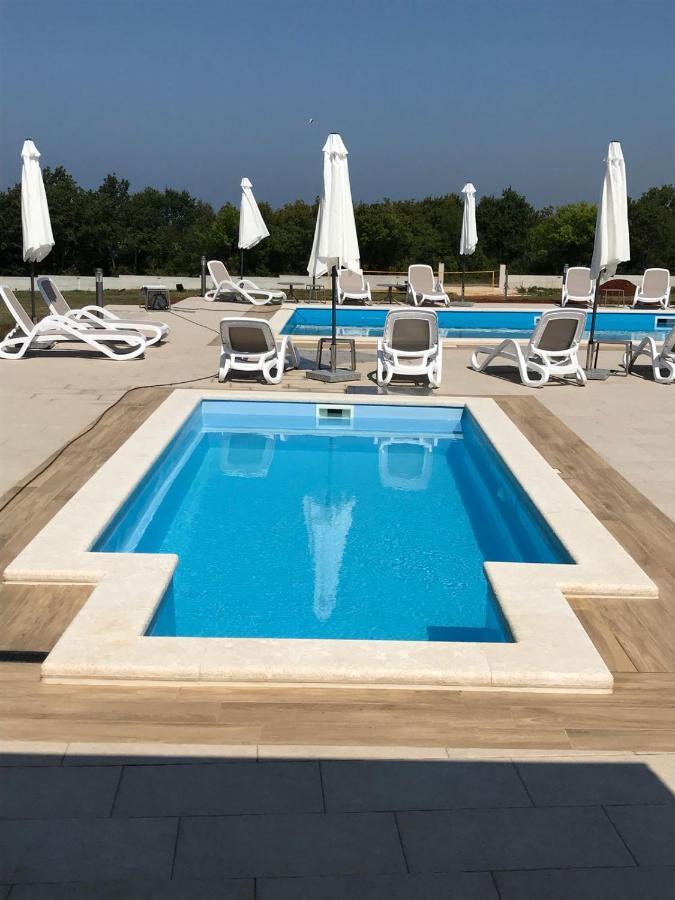 Wish Apartments Пореч Екстер'єр фото