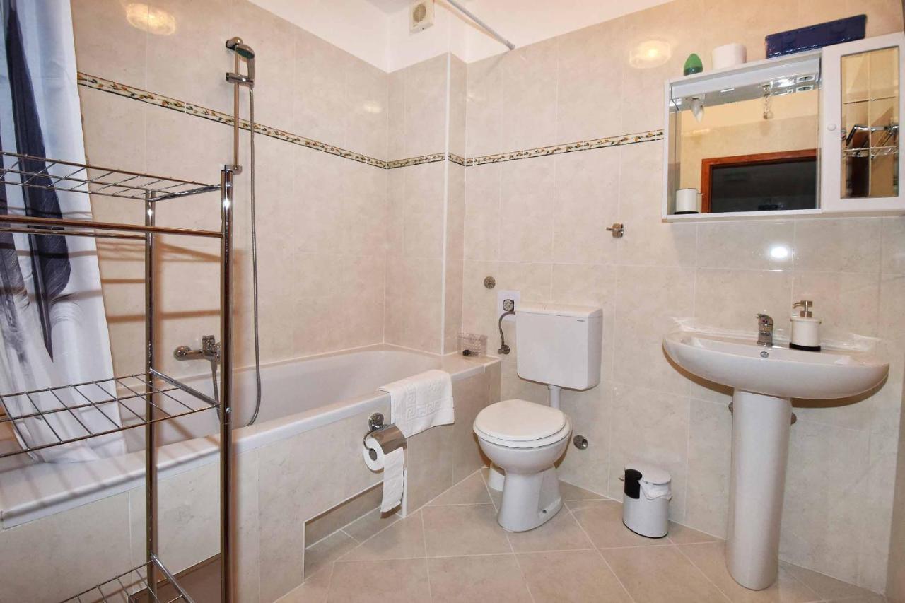 Wish Apartments Пореч Екстер'єр фото